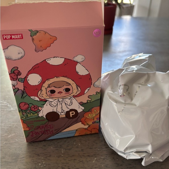Pop Mart Pucky Forest Plush - Picture 2 of 6